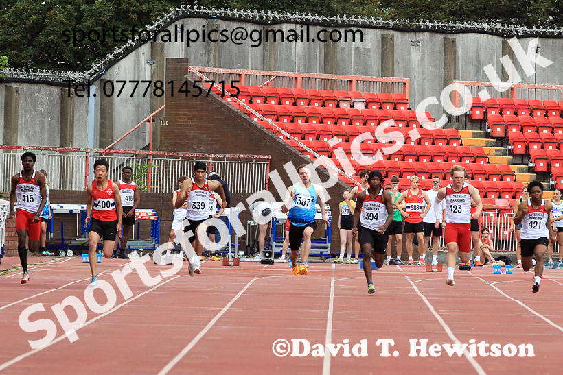 100 metres, Gateshead Tartan Games.  Photo: David T. Hewitson/Sports for All Pics